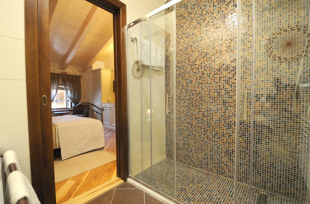 Bed & Breakfast Korta Gira Buici  Pokoj fotografie