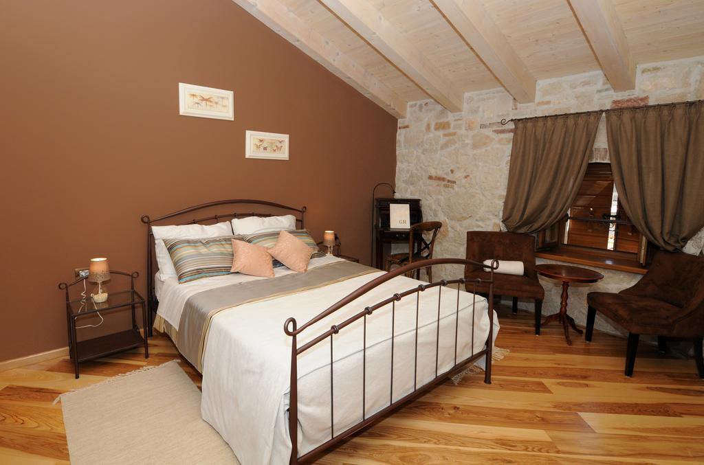 Bed & Breakfast Korta Gira Buici  Pokoj fotografie